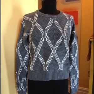 🆕 Banana Republic Knit Sweater❄️